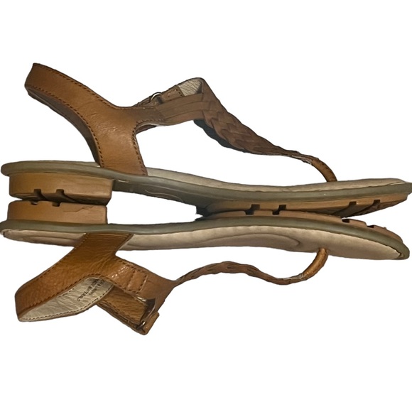 Born boho brown leather braided t-strap Velcro closure sandal - Picture 4 of 10